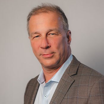 Dr. Ross Bunch