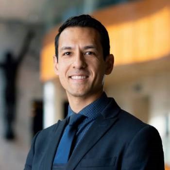 Dr. Daniel Curiel
